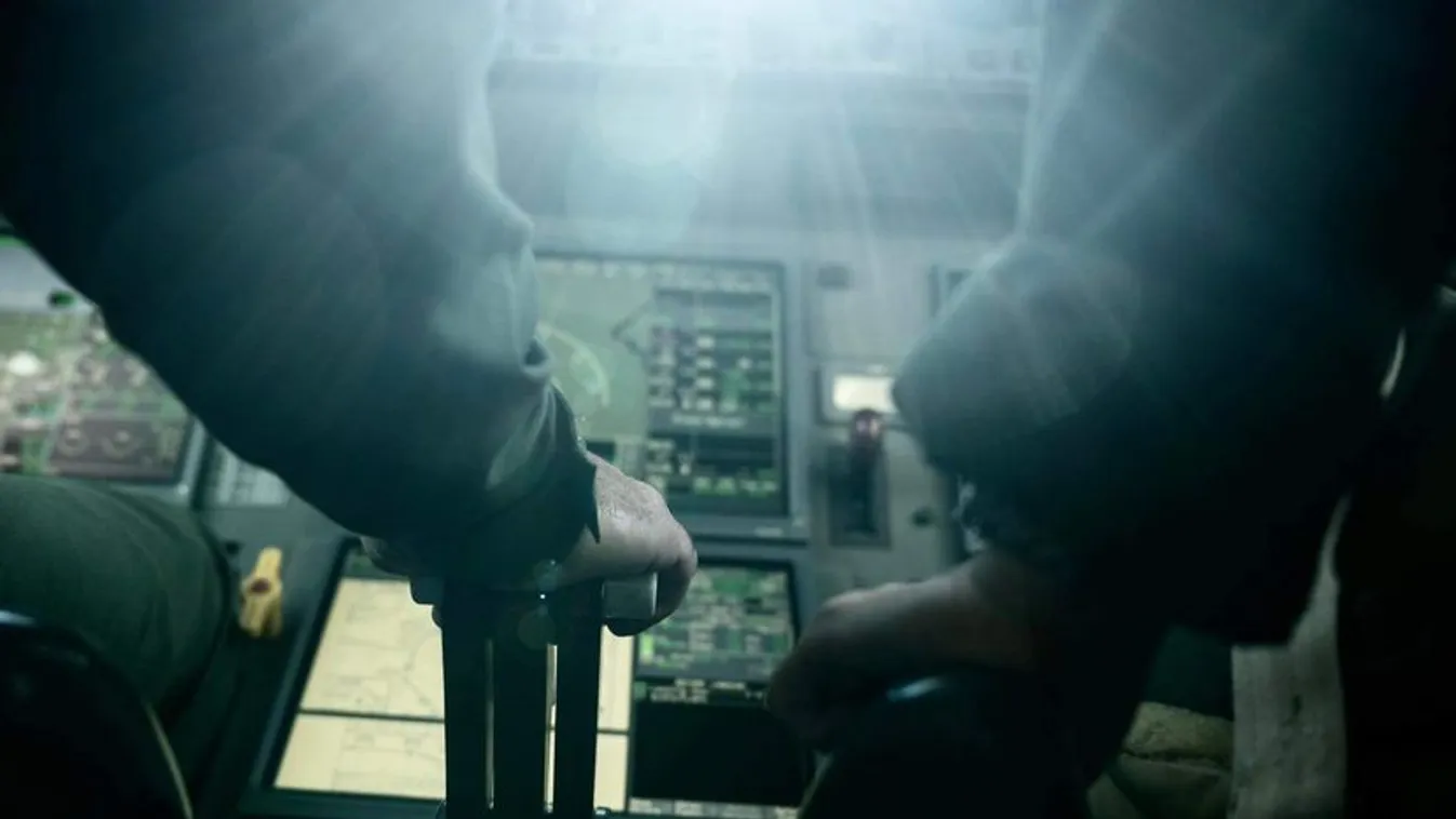 18 magyar állampolgárt menekítettek ki Libanonból