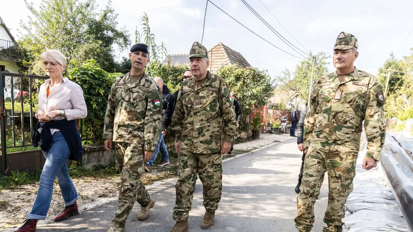Neszmélyen az összefogás remek példáját látta a köztársasági elnök + videó