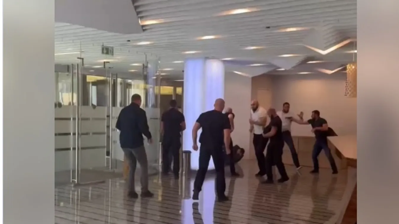 Ketten meghaltak a moszkvai lövöldözésben + videó