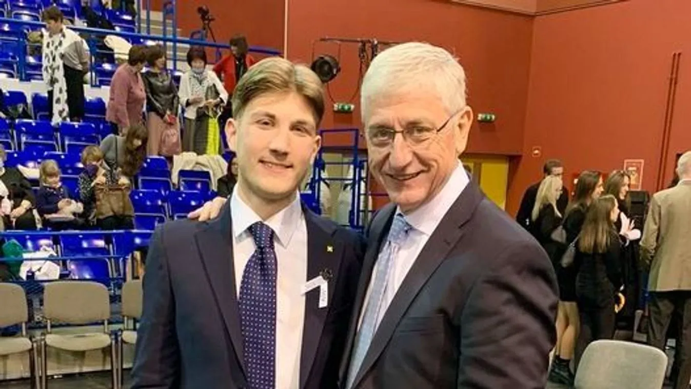 Sajátságos DK-s „rokoni" viszonyok: Gyurcsány pótfia volt a kötcsei botrányhős