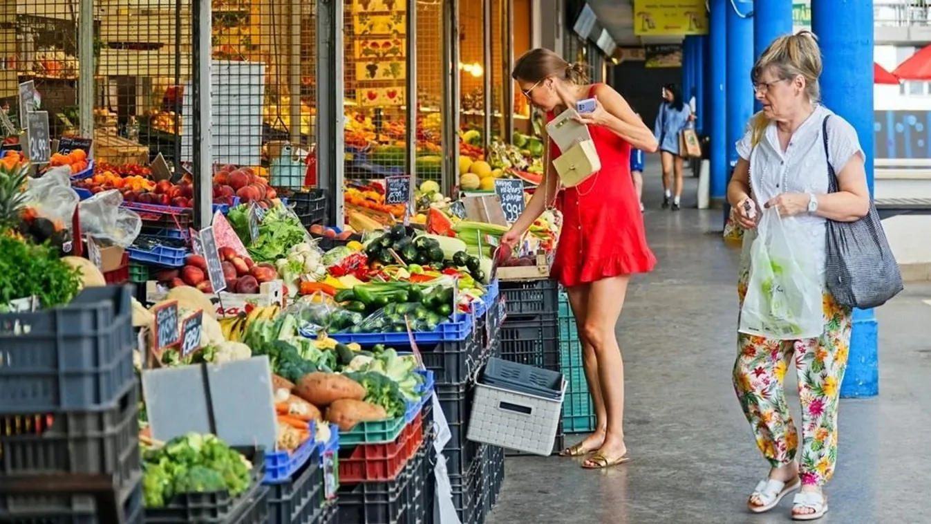 Magyarországon esett a legnagyobbat az infláció egy év alatt