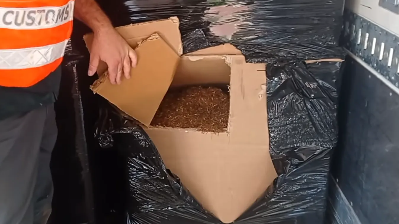 Több mint egymilliárd forint értékű csempészett dohányt foglaltak le Zalában + videó