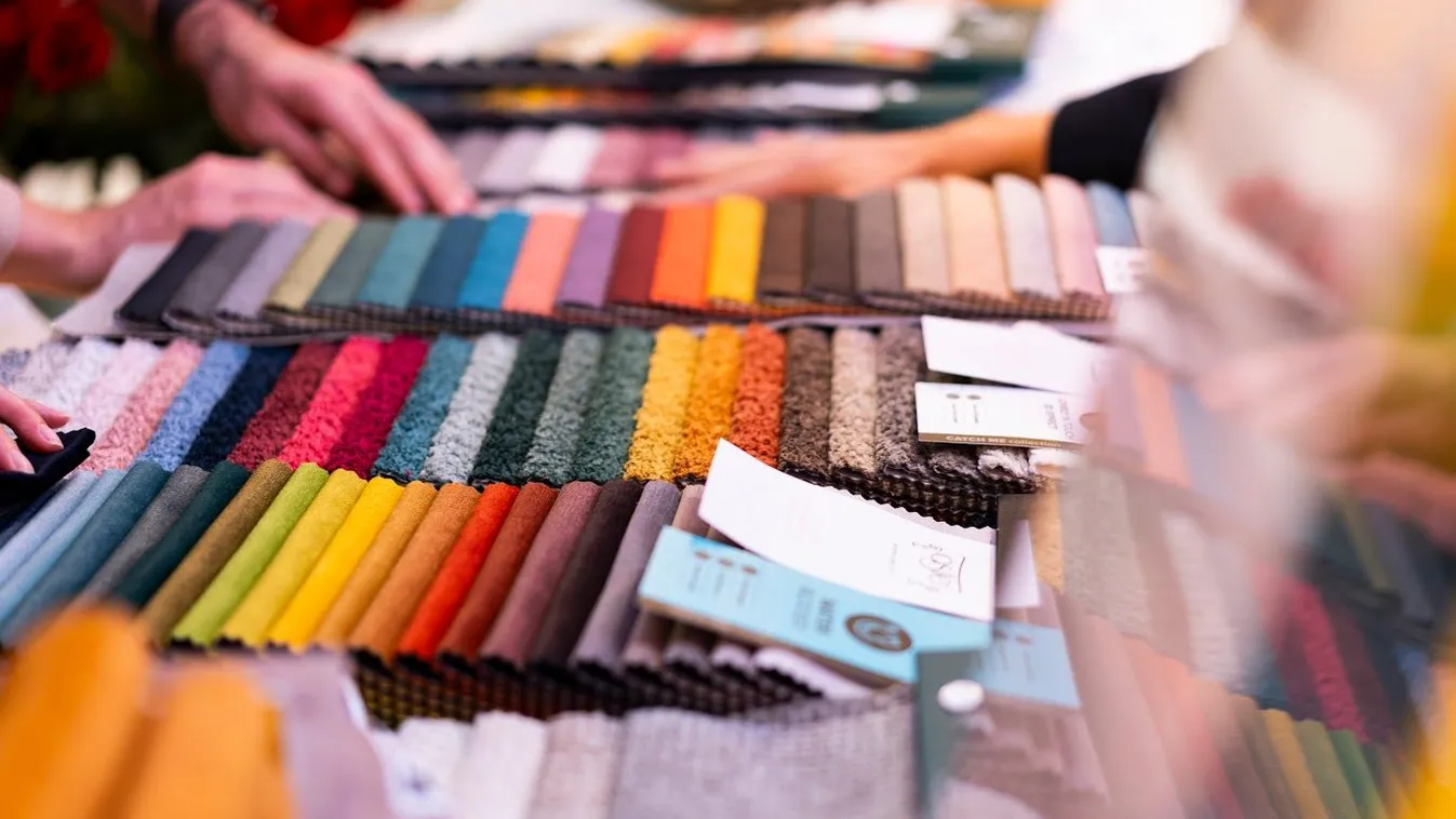 Magyar rekord: 237 berendezett konyhát és szobát állítottak ki egyszerre