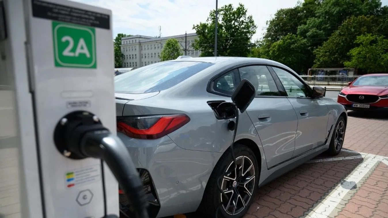 A kormányzat tovább ösztönzi a vállalkozások zöldautó vásárlását