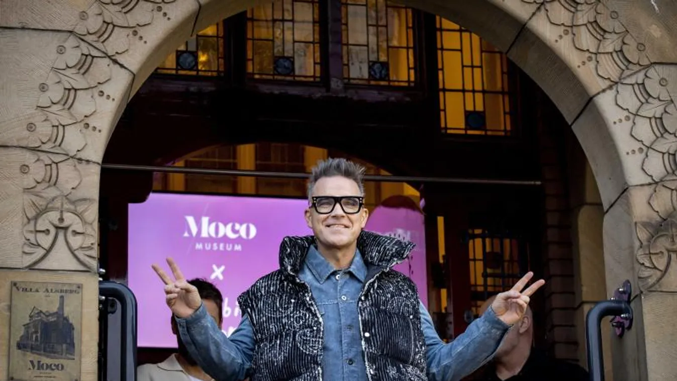 Robbie Williams jövő szeptemberben visszatér Budapestre