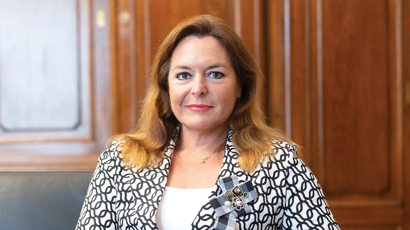 Vitályos Eszter: A válságok korát éljük + videó