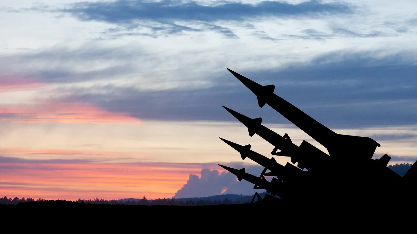 Olyan rakéta sorozatgyártásába kezd Oroszország, amely képes célpontokat eltalálni Európa egész területén + videó