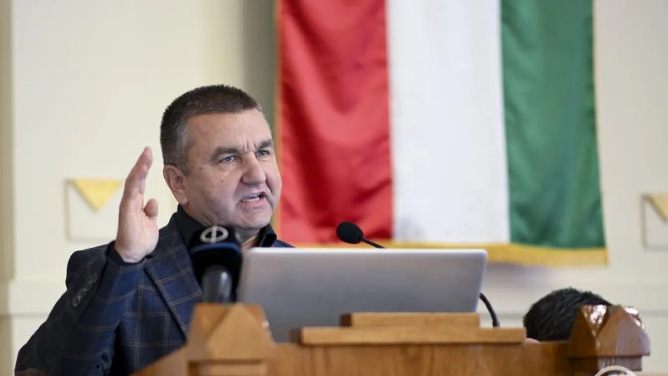 Czomba Sándor: továbbra is stabilan magas a foglalkoztatottság, 4,7 millióan dolgoznak Magyarországon