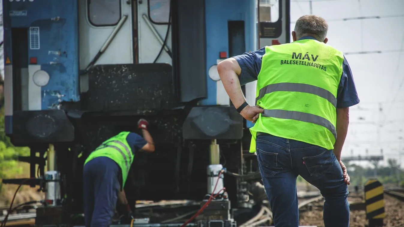 A Facebookon adta hírül a jó hírt a MÁV első embere