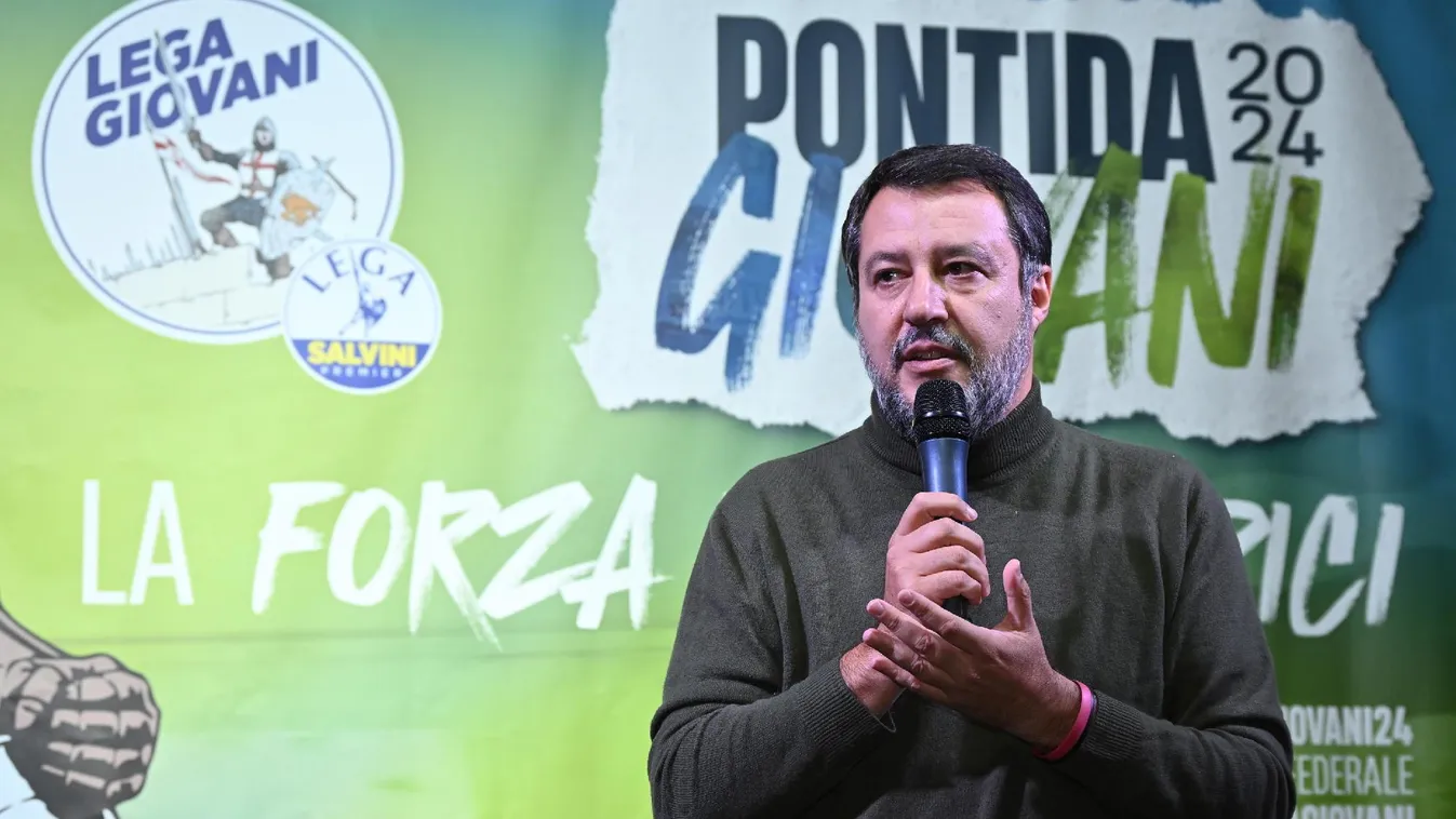 Matteo Salvini: egy ország törvényei, határai és becsülete védelme nem számíthat bűncselekménynek