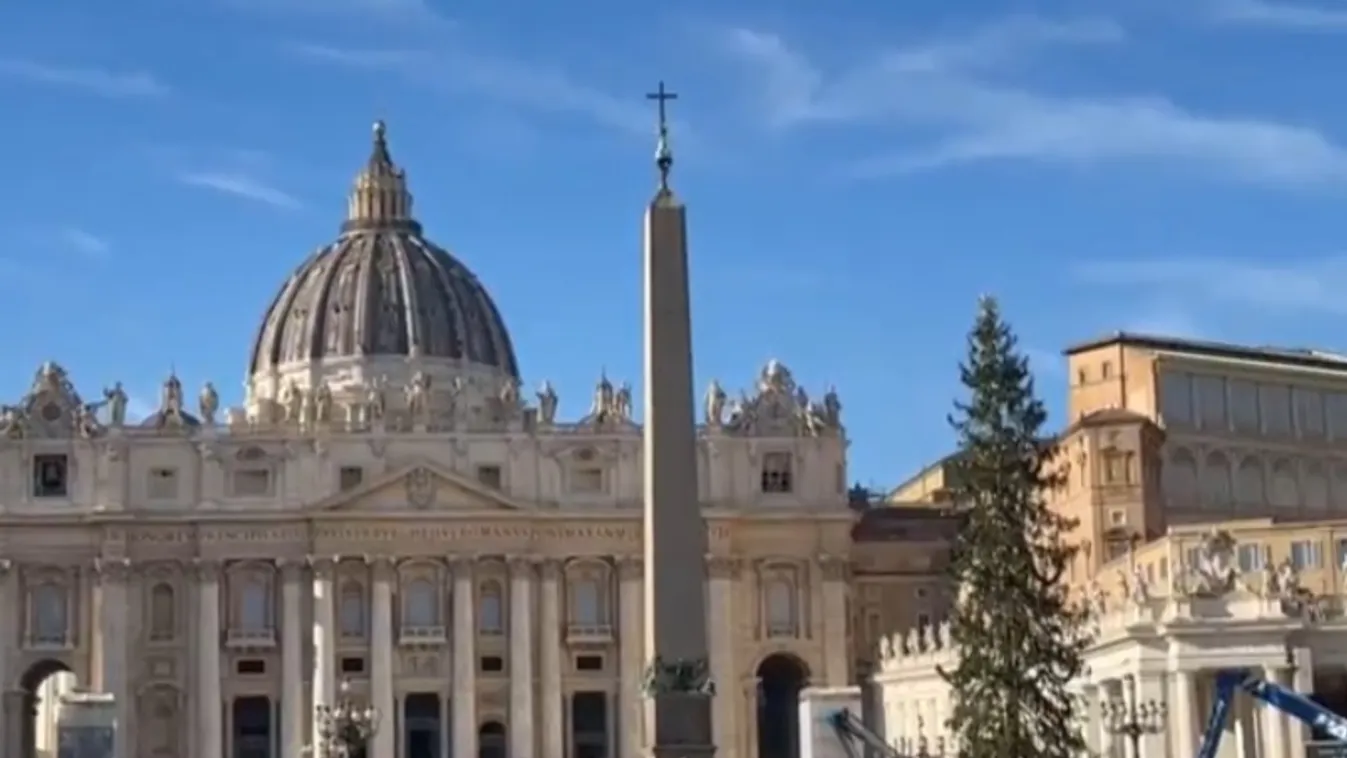 Egy feminista csoport aktivistája megpróbálta elvenni a kis Jézus szobrát a vatikáni betlehemből  + videó