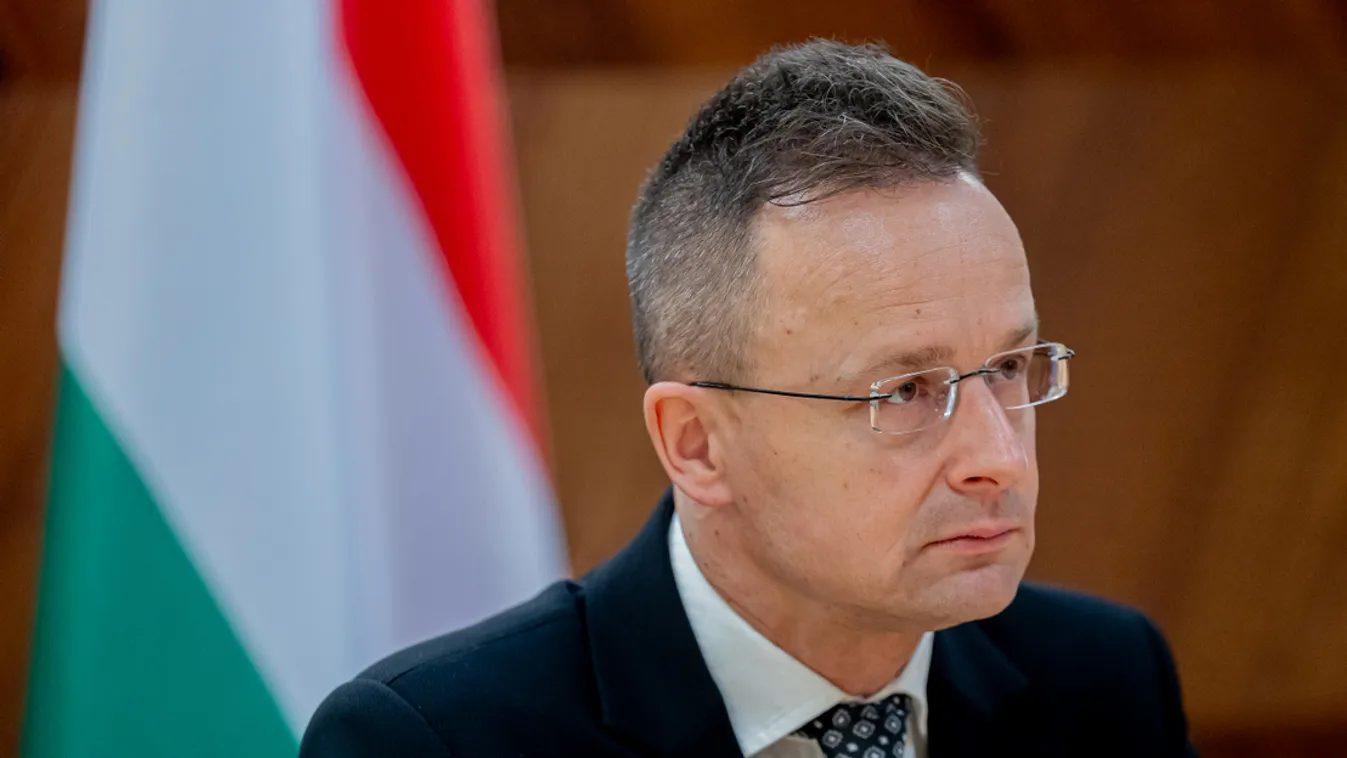 Szijjártó Péter: a mi érdekünk az, hogy Romániának stabil kormánya legyen, az erdélyi magyarságnak pedig egyre jobb legyen a helyzete