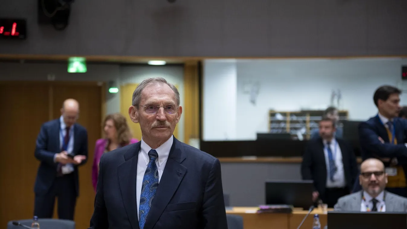 Új törvényekkel lehet küzdeni az EU-ban a terrorizmus és határsértések ellen