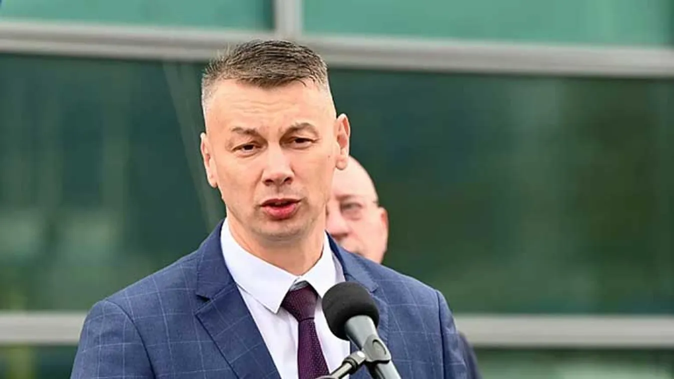 Szervezett bűnözés gyanújával letartóztatták a boszniai biztonsági minisztert