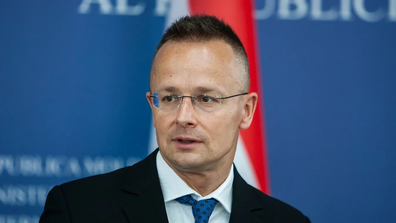 Szijjártó Péter: A jövőben is erős hangja lesz a magyarságnak a bukaresti parlamentben