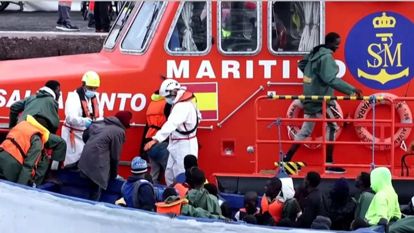 A migránsmaffia megint túlterhelt egy gumicsónakot, többen vízbe fulladtak + videó