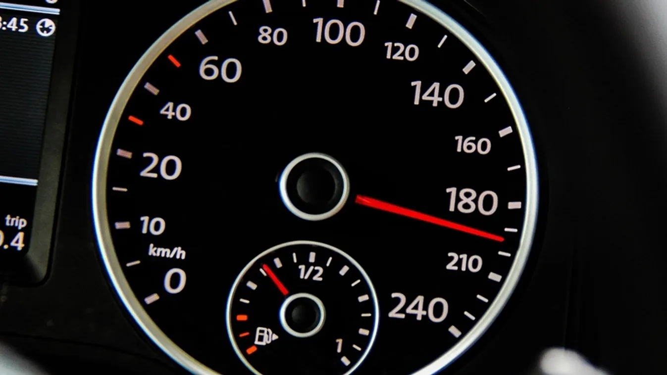 Egy hónap alatt csaknem 53 ezer gyorshajtót mértek a fővárosban