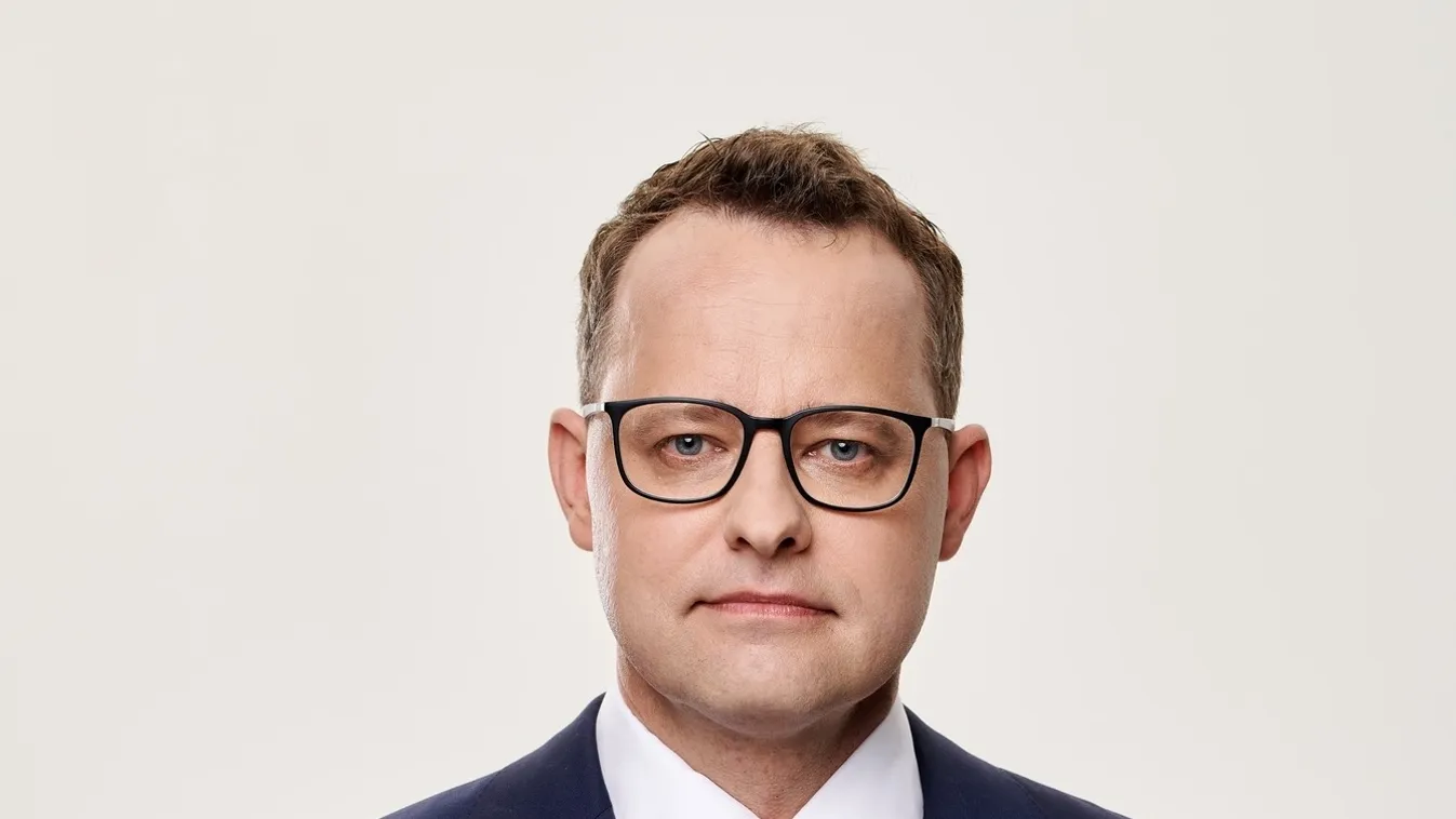 Marcin Romanowski visszatér Lengyelországba, amennyiben a varsói kormány visszavonja jogtalan lépéseit