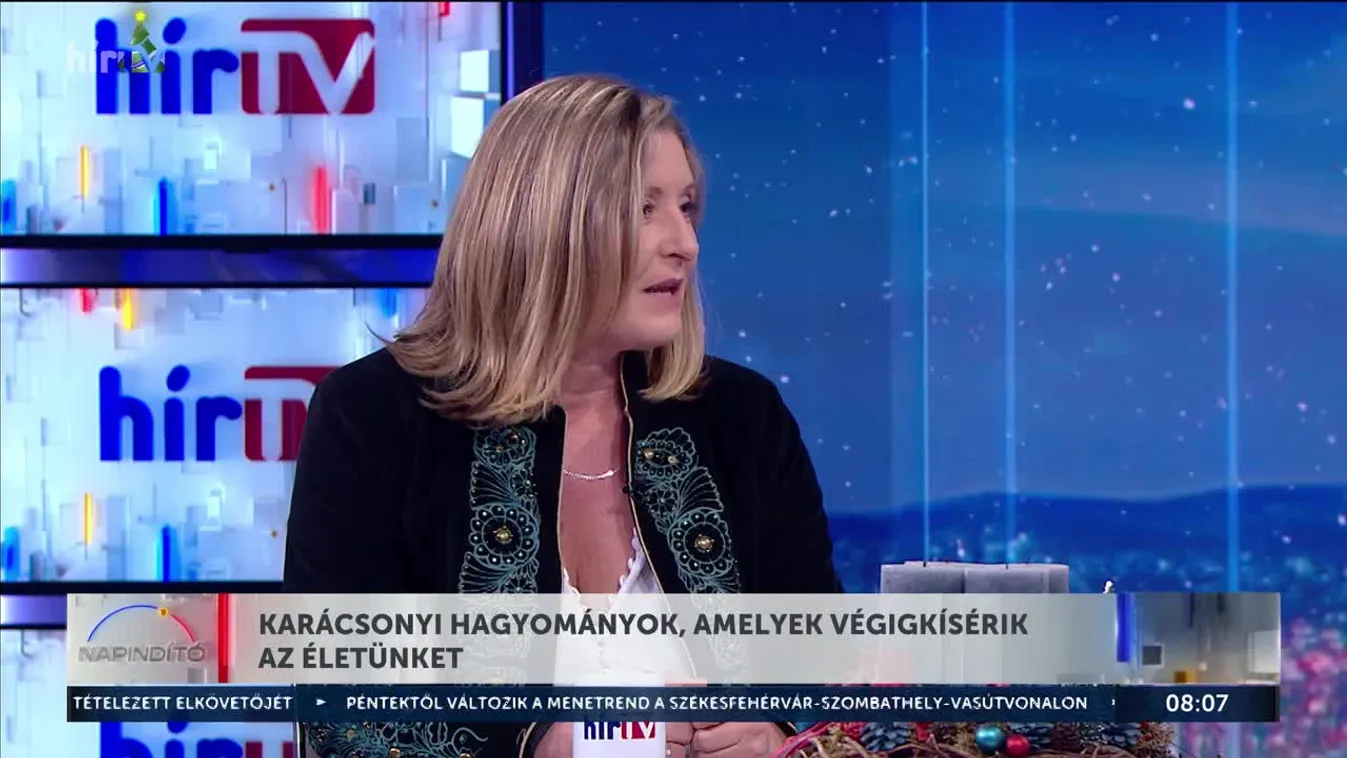 KARÁCSONYI HAGYOMÁNYOK, AMELYEK VÉGIGKÍSÉRIK AZ ÉLETÜNKET