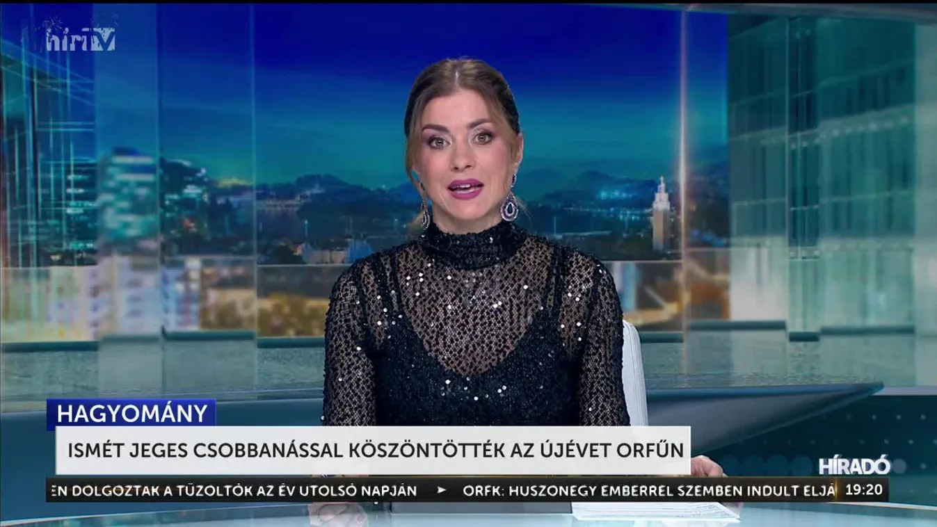 Ismét jeges csobbanással köszöntötték az újévet Orfűn