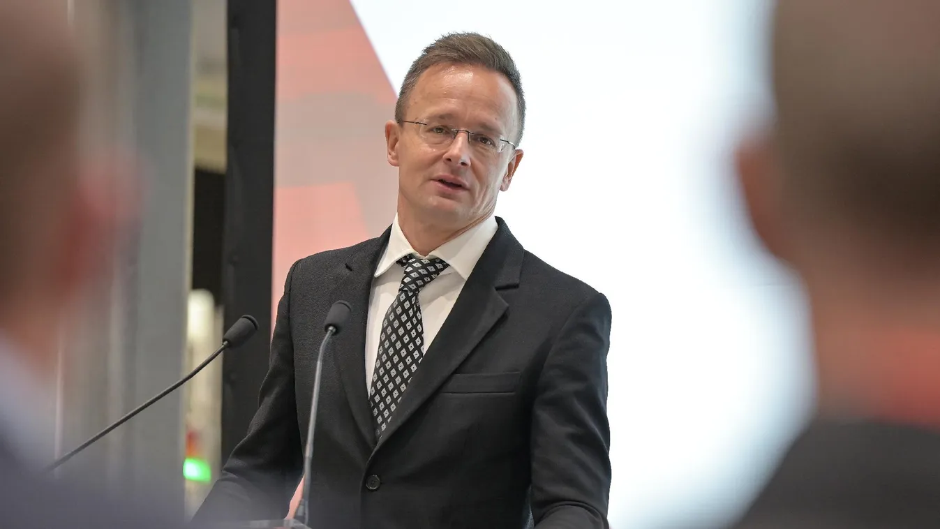 Szijjártó Péter a kétoldalú együttműködés fejlesztéséről tárgyalt Spanyolországban