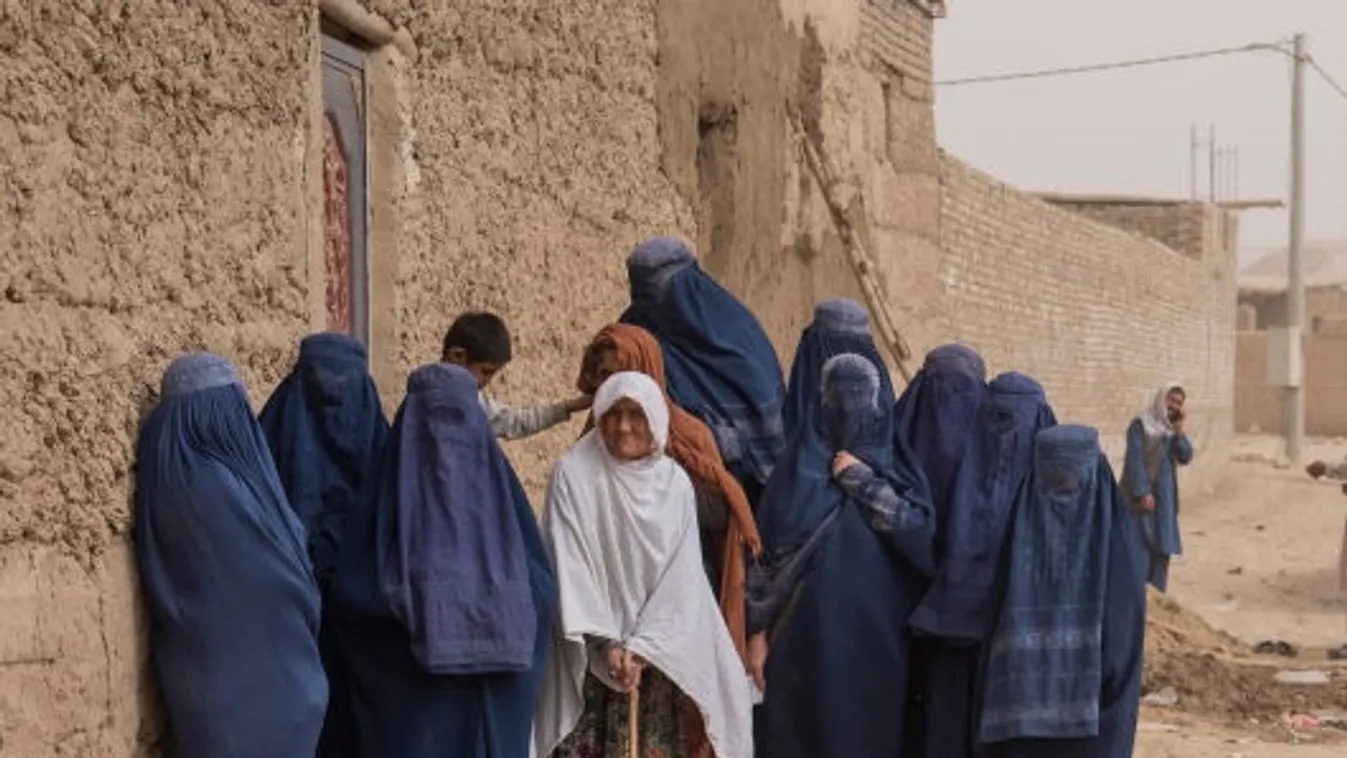 Nobel béke-díjas nő szólította fel a világ muszlim vezetőit, hogy ítéljék el az afgán nőket, lányokat ért jogfosztásokat