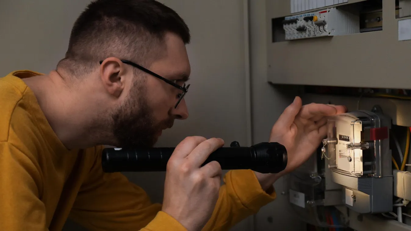 Januártól nem kell diktálniuk az okosmérős áramfogyasztóknak