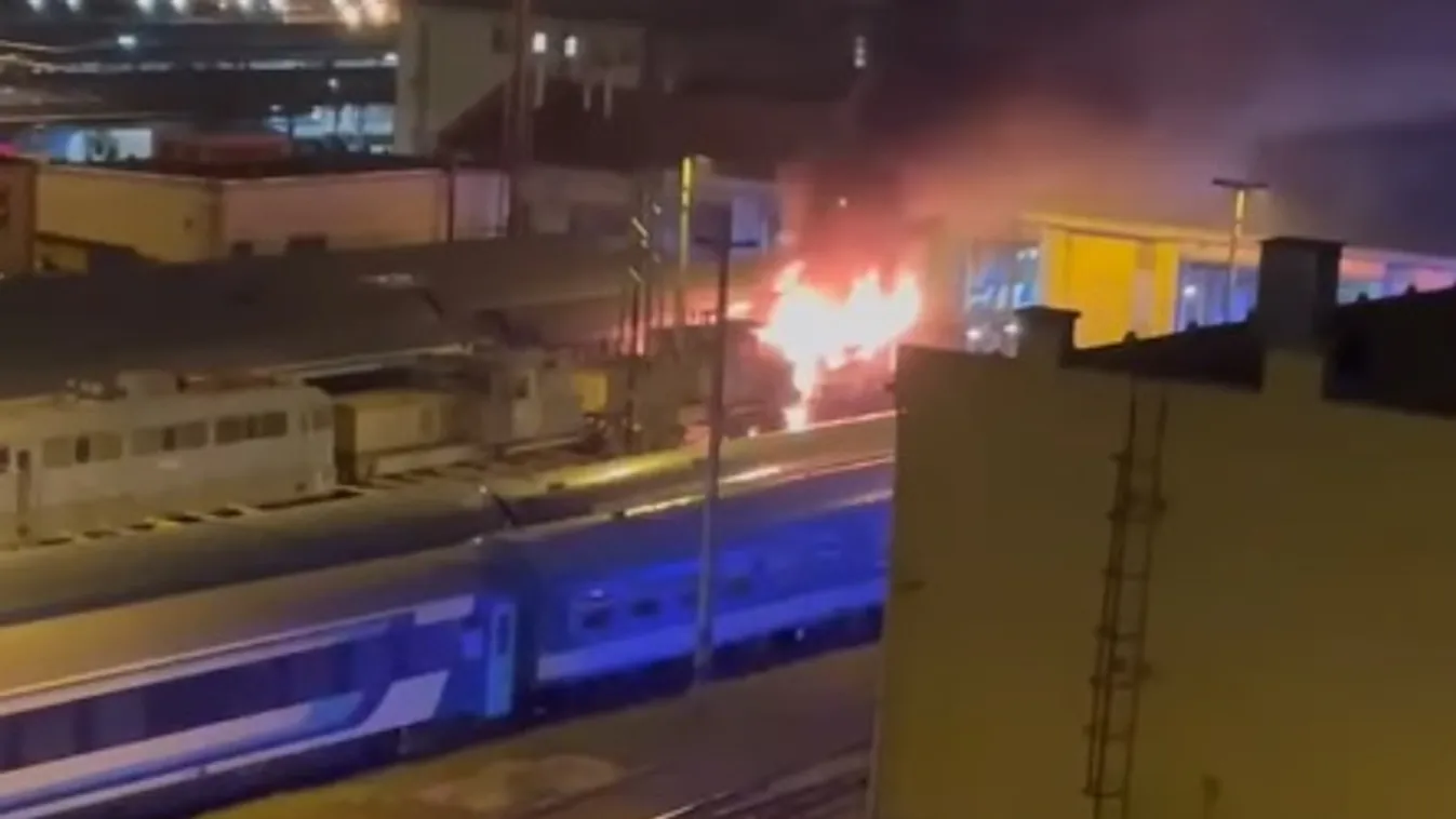 Lángolt egy mozdony a Keleti pályaudvaron