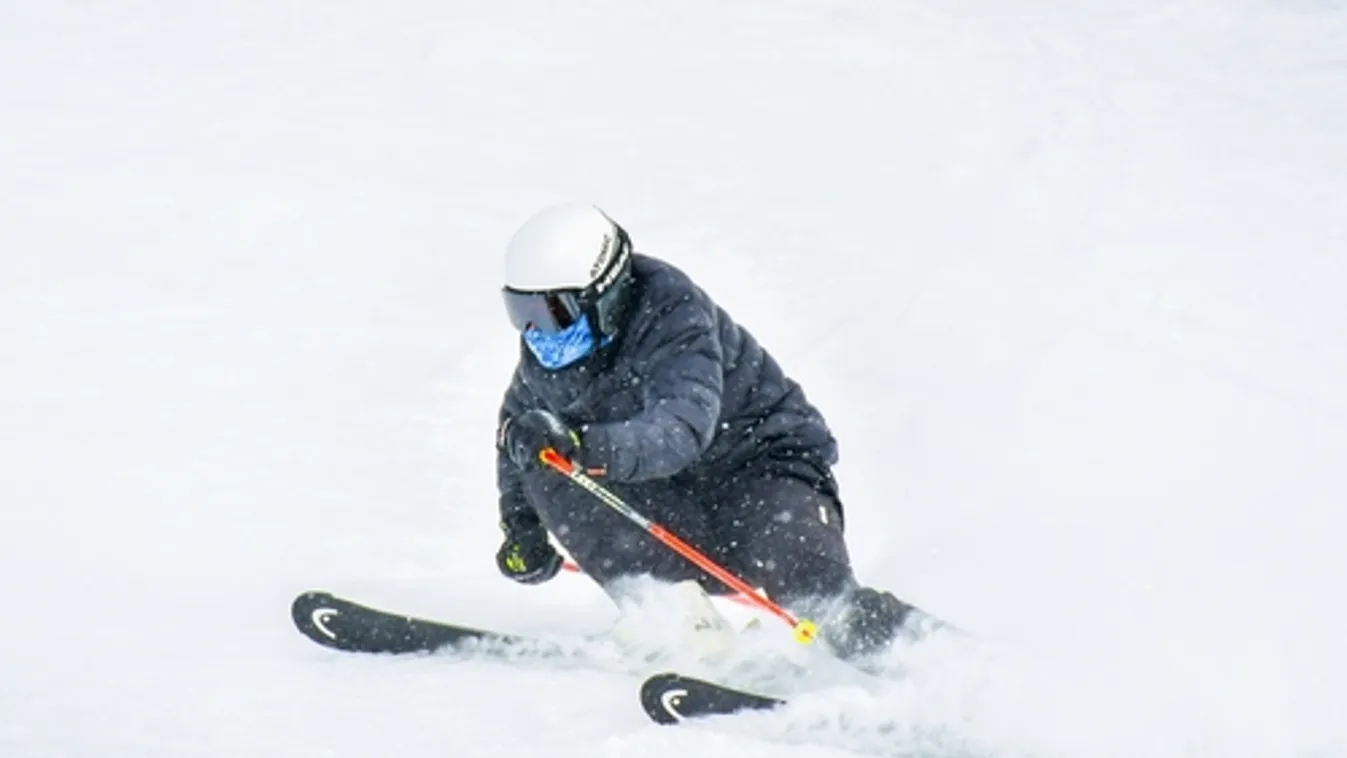 Több síelő életét vesztette lavinaomlásban Franciaországban