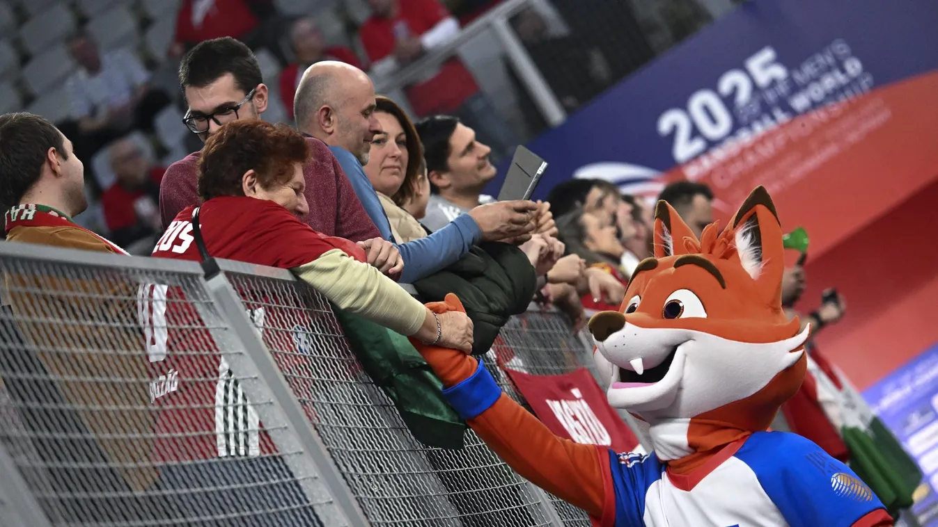 Szijjártó Péter tájékoztatása a nagy rangadó előtt