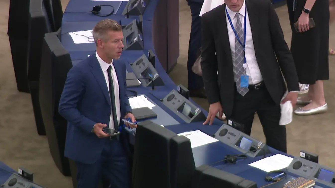 Ma tárgyalta Magyar Péter telefonlopási ügyét a az EP jogi szakbizottsága + videó