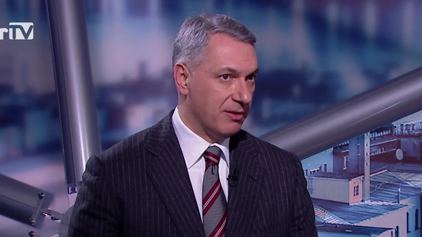 Lázár János: Pressman tehetséges, de gonosz + videó