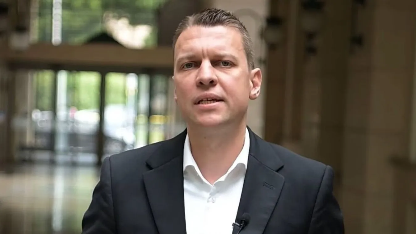 Menczer Tamás: Manfred Weber támadja Magyarországot és hazudik