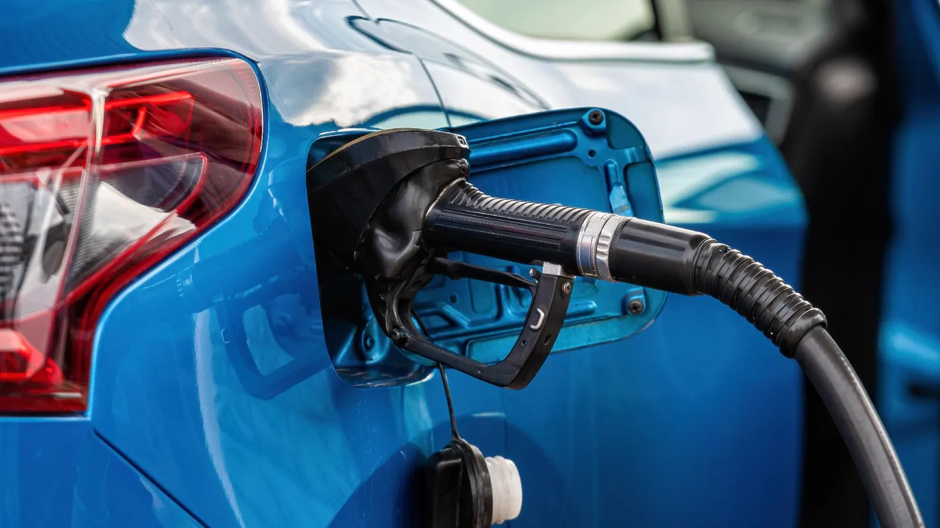 NGM: továbbra is versenyképesek a hazai üzemanyagárak