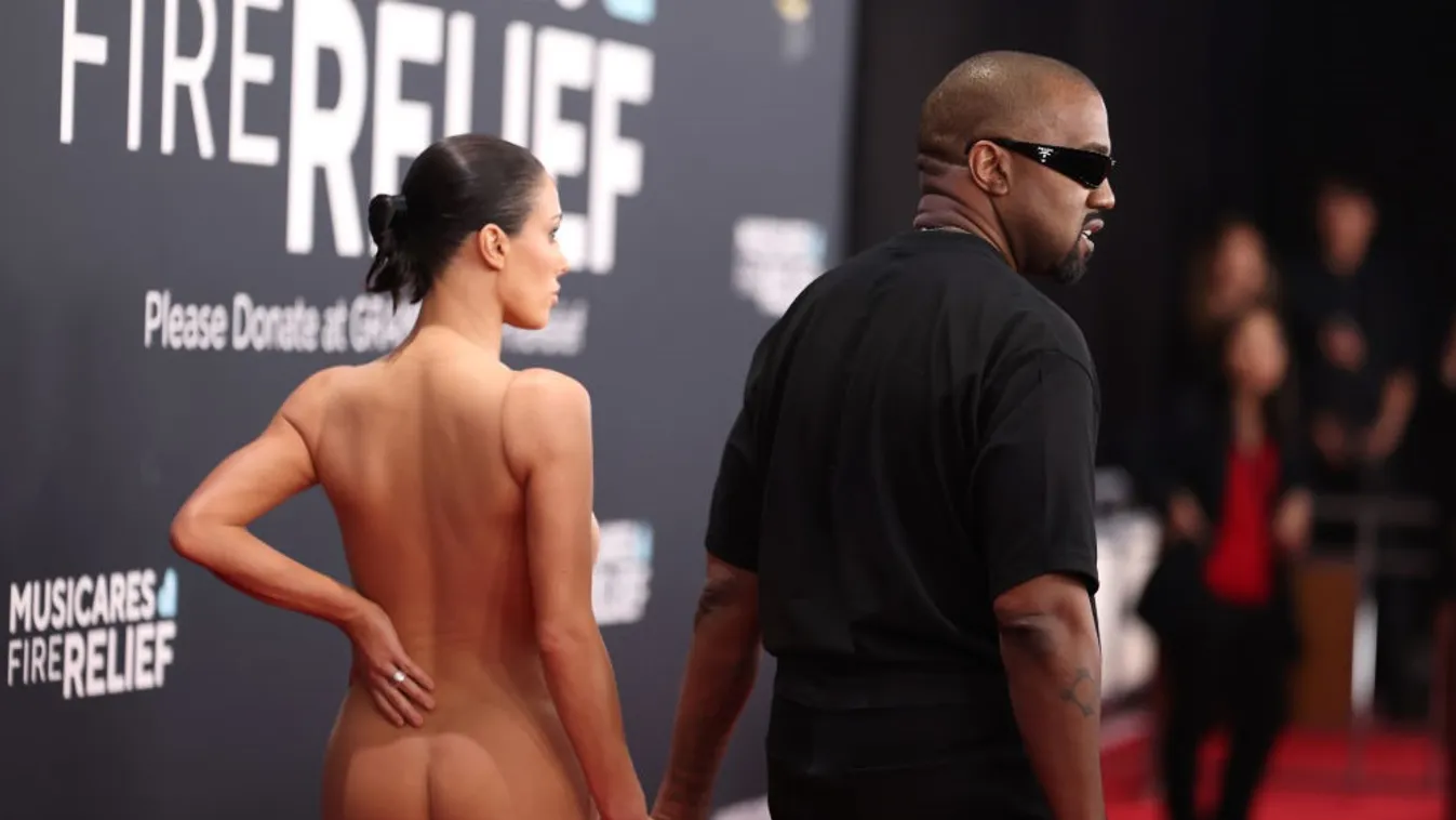 Óriási botrányt okozott Kanye West és mindenét megmutató felesége a Grammy-gálán
