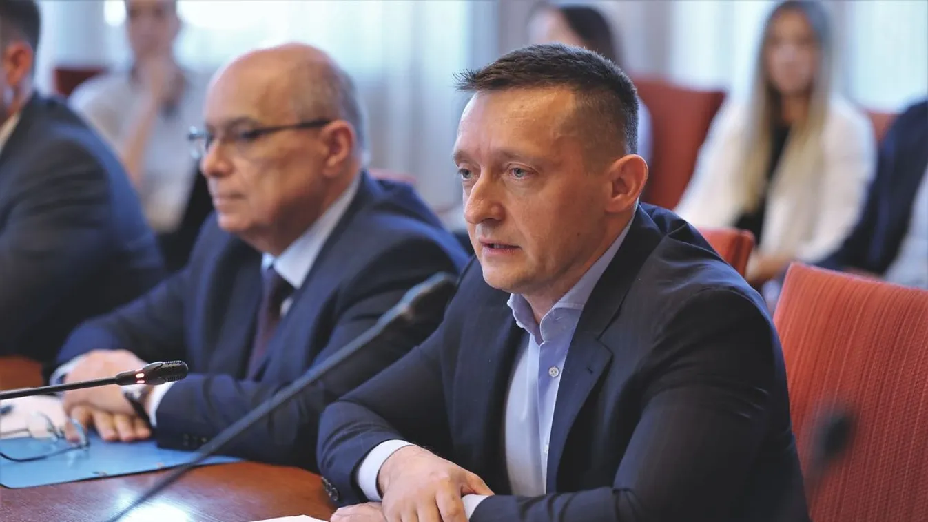 Fordulat jöhet Rogán Antal ügyében: megszólalt Szijjártó Péter – ez az amerikai ígéret