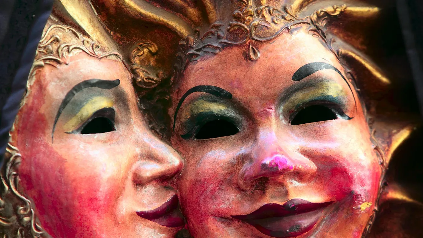 A szerelem jegyében kezdődik a velencei karnevál