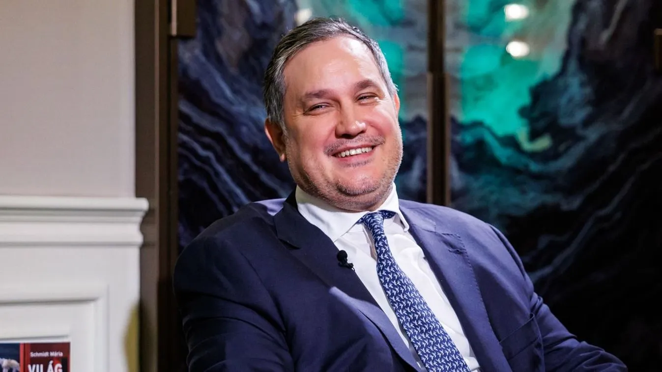 Mozgásban – Nagy Márton: „Én vagyok a rossz zsaru” + videó