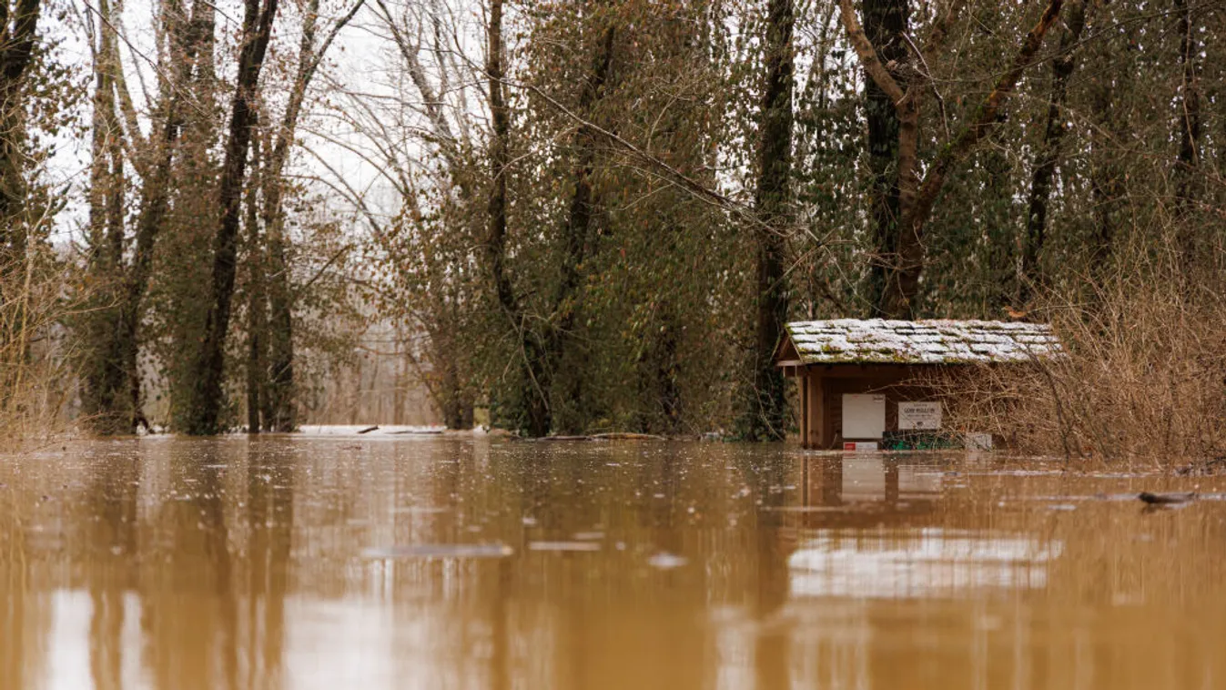 Több halottja is van a Kentucky-t sújtó ítéletidőnek