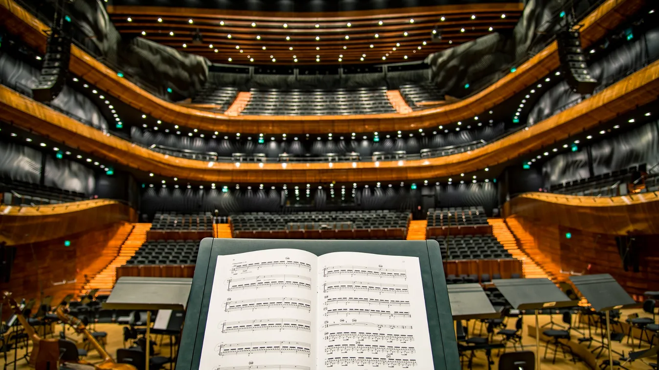 Bűzlő díszletet távolítottak el a bécsi operaházból