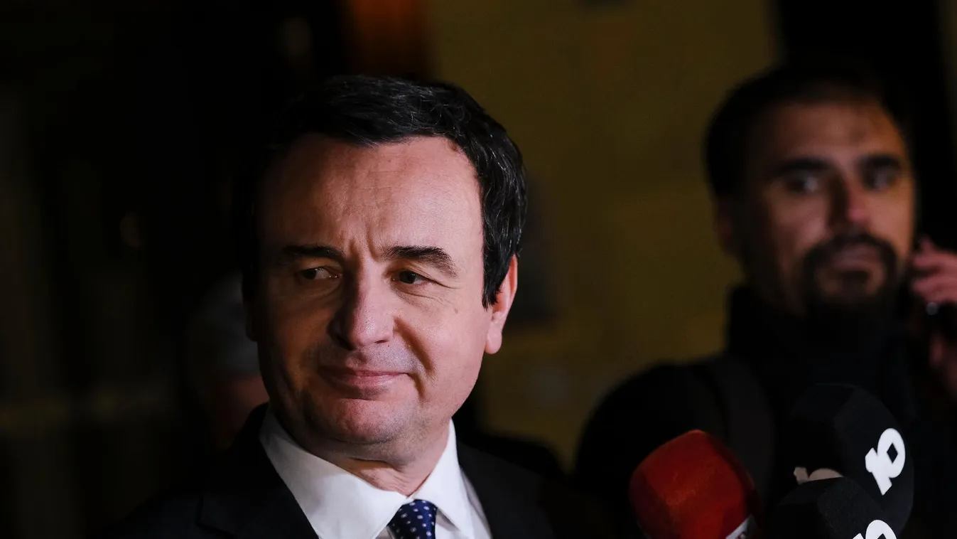 Bejelentette pártja győzelmét a választáson Albin Kurti koszovói miniszterelnök