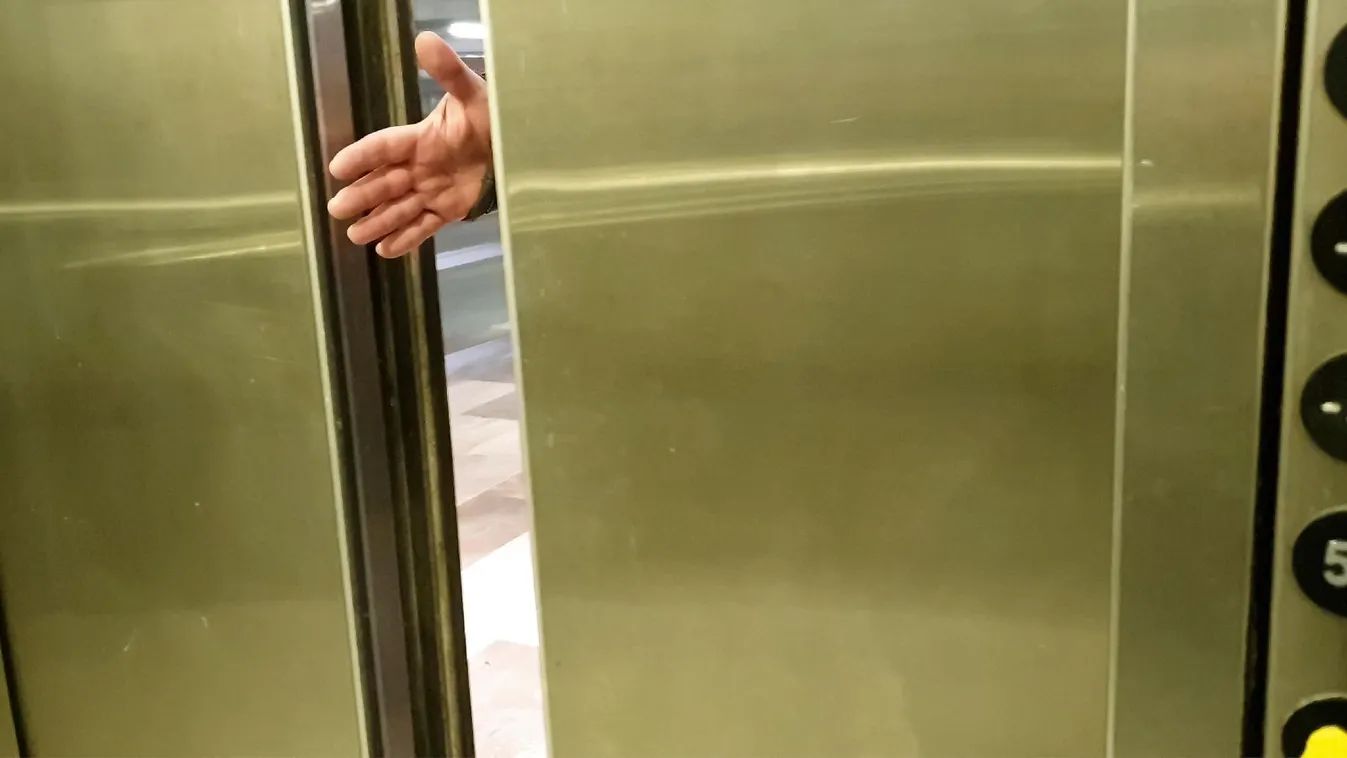 Ítélet született kőbányai liftes szatír ügyében