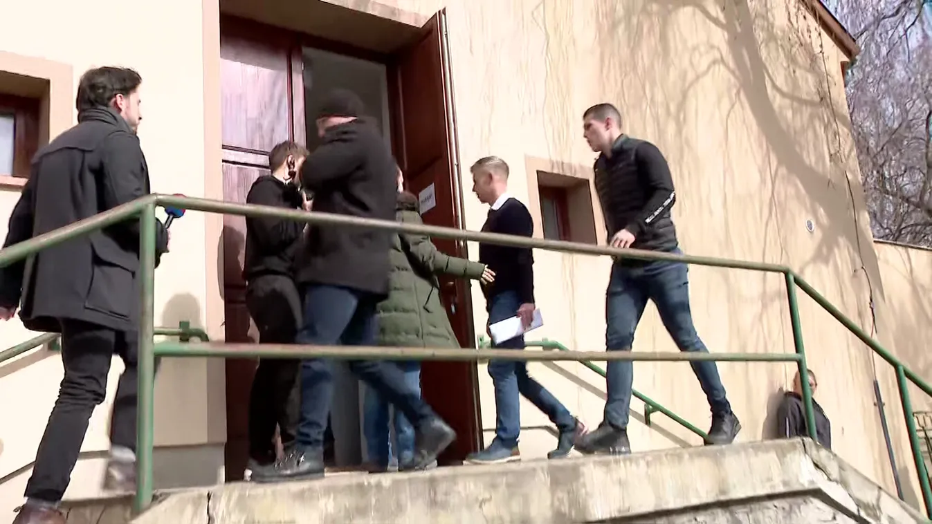 Ismét megakadályozták, hogy stábunk kérdezzen a Tisza Párt elnökétől