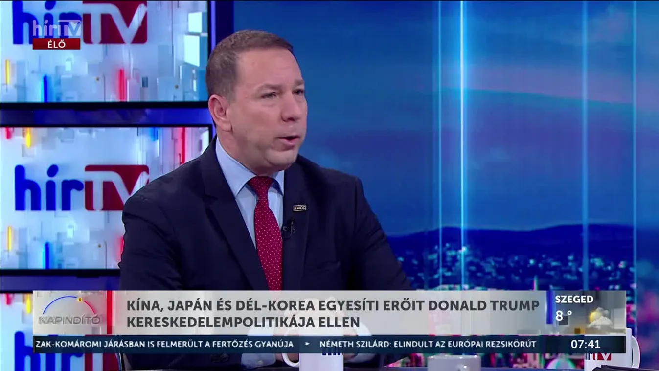 Trump óva intette Zelenszkijt az ásványi anyagokra vonatkozó megállapodás elutasításától