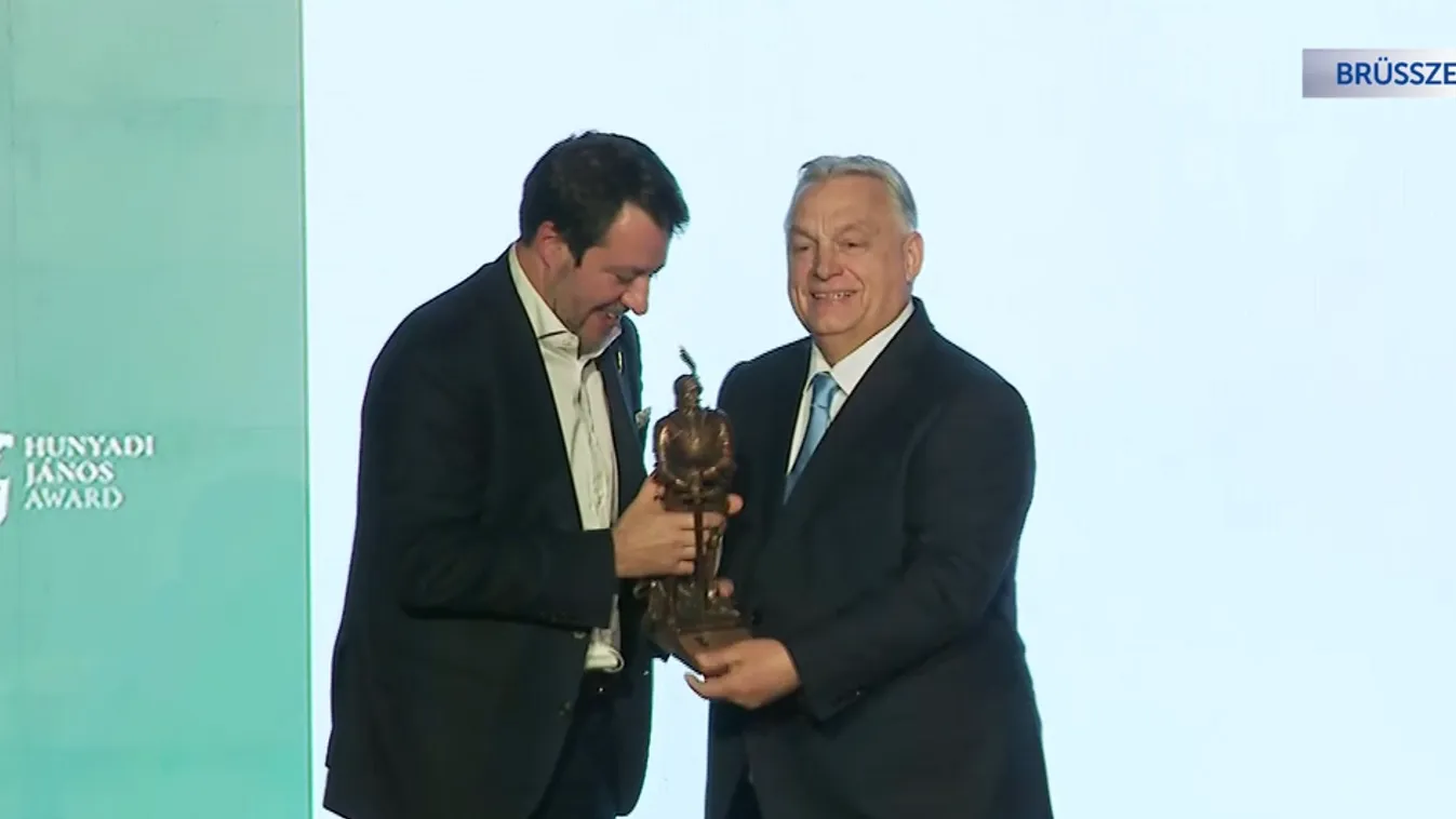 Orbán Viktor átadta a Hunyadi-díjat Brüsszelben + videó