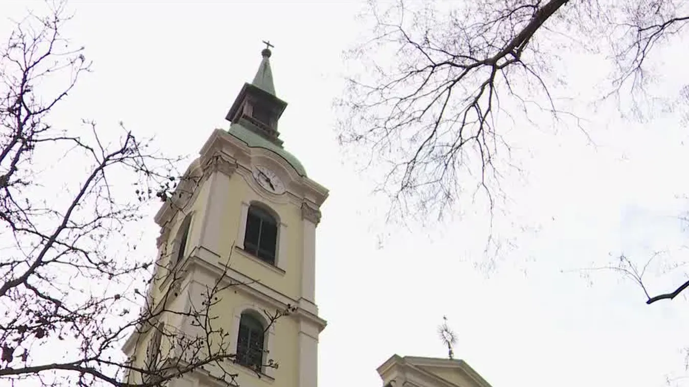 A Fidesz-KDNP frakció nem támogatja az óbudai templom szivárványszínű kivilágítását + videó