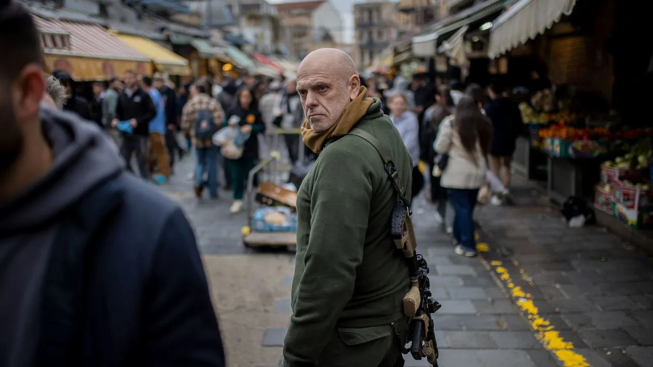 Robert C. Castel: El akarják szabotálni Trump béketervét + videó