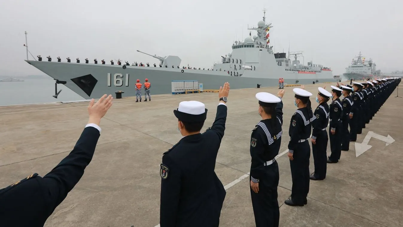 Közös hadgyakorlatot tart a kínai, orosz és iráni haditengerészet