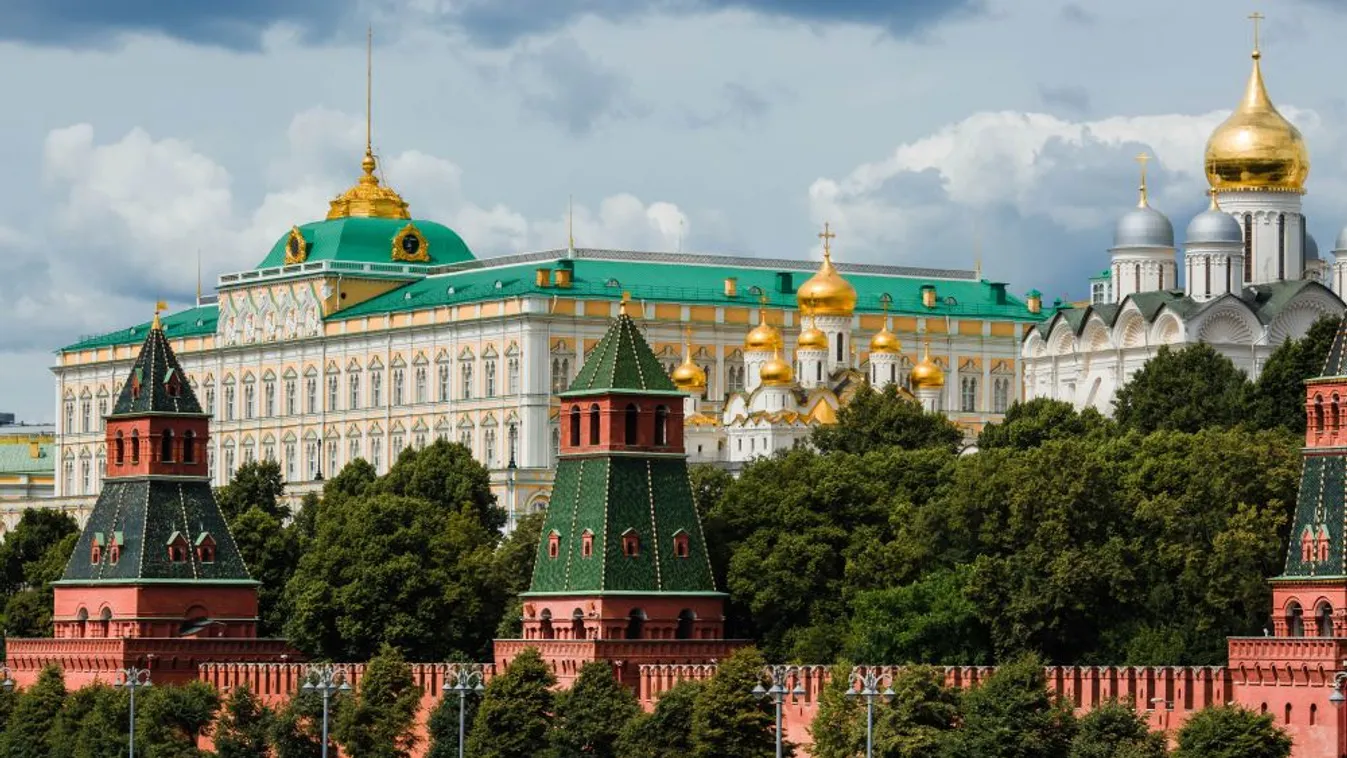 Kreml: hétfőn orosz-amerikai tárgyalások lesznek Rijádban