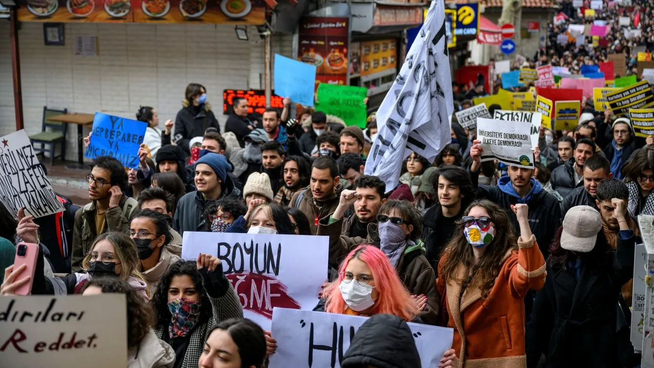 Százezrek tüntettek Isztambulban Ekrem Imamoglu szabadon bocsátását követelve